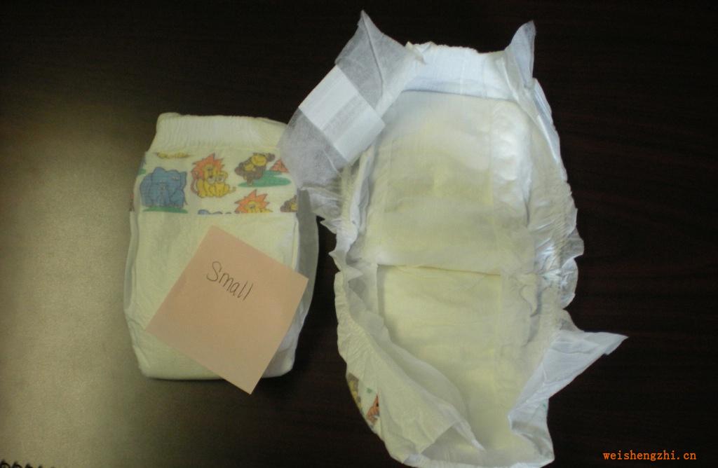 我司长期供应成人尿布