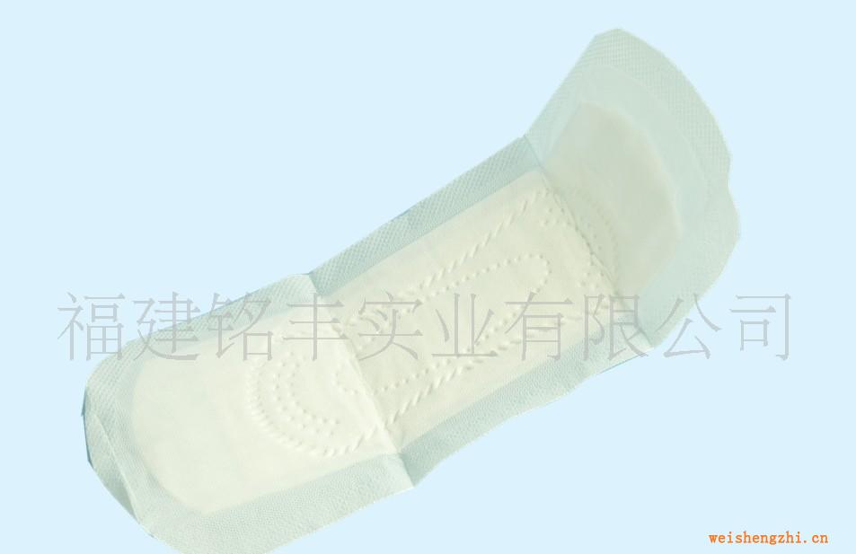提供夜用棉面直条卫生巾加工