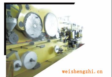 HX-500A尿裤机生产线