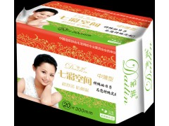 七彩空间卫生巾价格|七彩空间卫生巾批发|山东安洁卫生用品厂