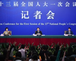 环保部长李干杰答记者问