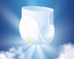 拉拉裤和纸尿裤有什么区别?宝宝多大用拉拉裤?