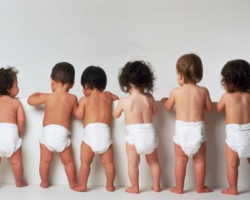 宝妈注意！夜里要不要换纸尿裤？主要是看这两点~