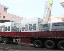 广东贝禧第二台全新大环腰纸尿裤生产设备到厂