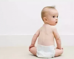 给宝宝用纸尿裤的7个误区，千万不要错！