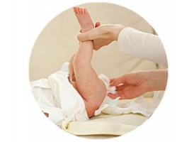 妈妈们注意，纸尿裤厂家告诉给宝宝挑选纸尿裤要这么选！