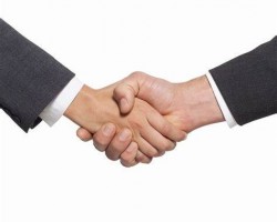 以诚相待 以心相交——太阳纸业牵手远东股份