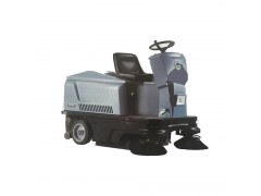 A701驾驶式扫地车